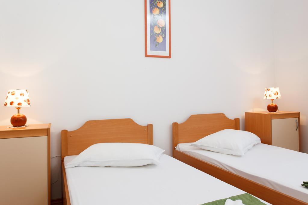 Apartments Vukusic Zaboric Quarto foto